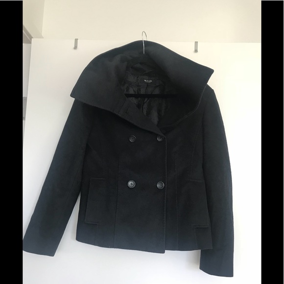 Designer Wool coat with high collar - Picture 7 of 16